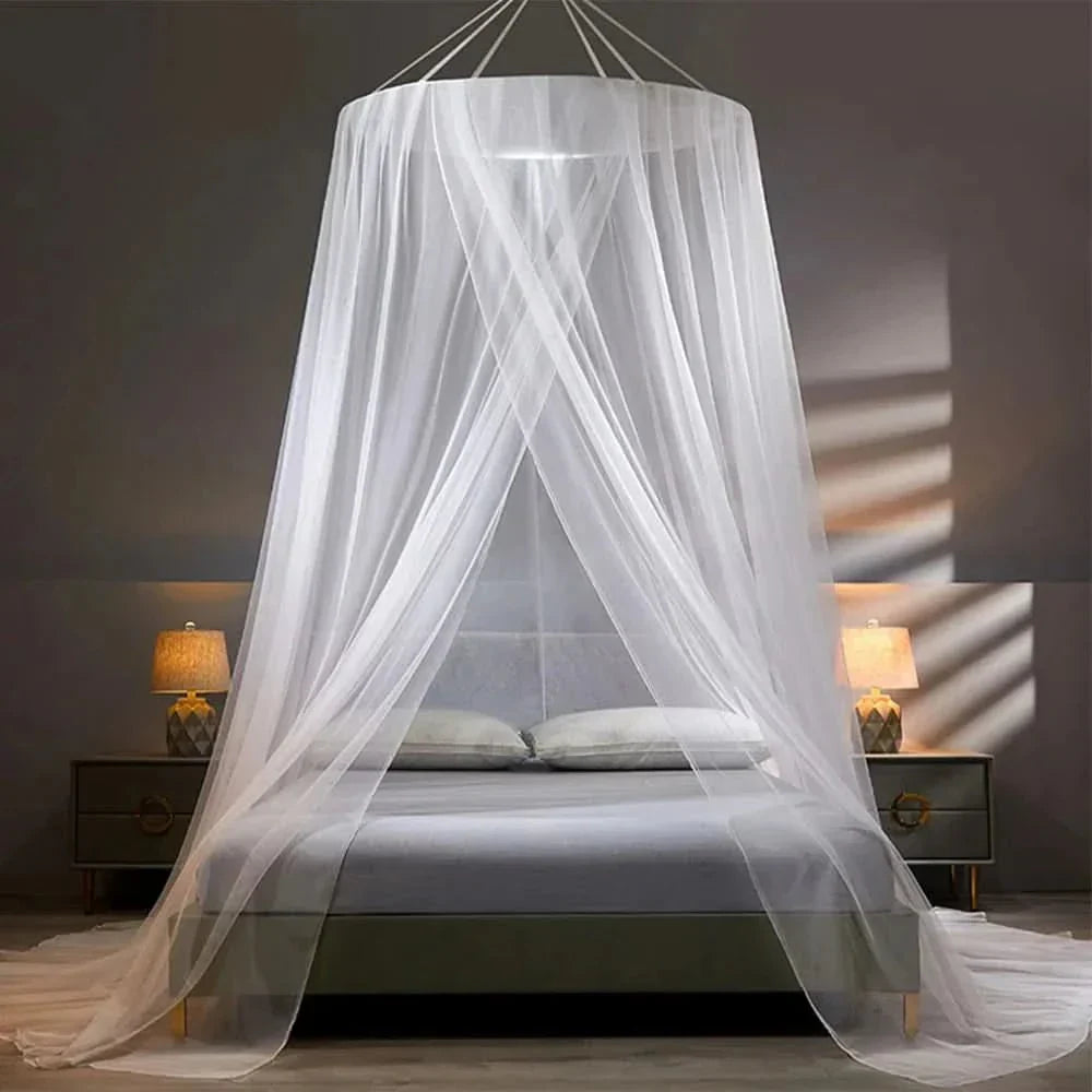 Lightweight, breathable mesh mosquito net for effective insect protection & undisturbed sleep.
