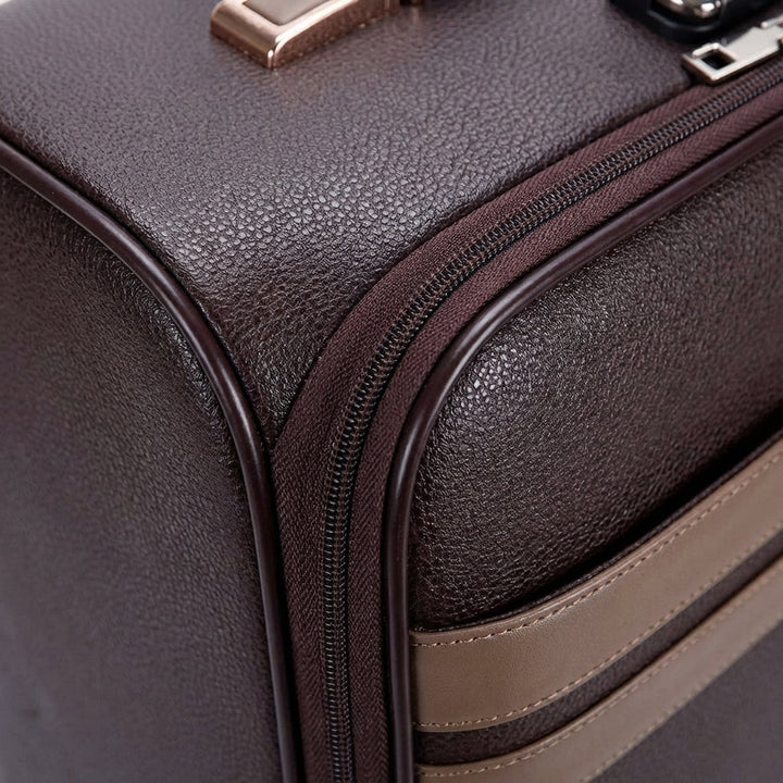 Versatile unisex carry-on luggage, a compact suitcase with spinner wheels for effortless airport mobility.