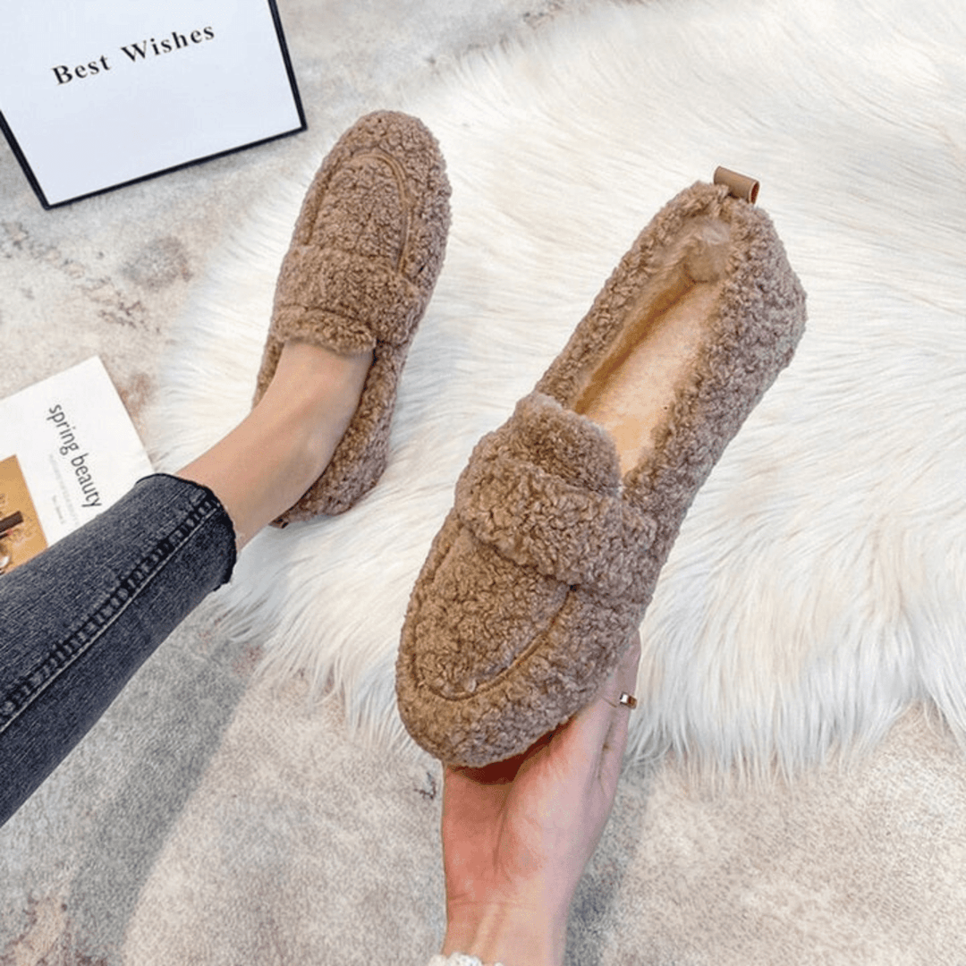 Unisex cozy winter house shoes for men & women. Ultimate warmth, comfortable non-slip indoor footwear.