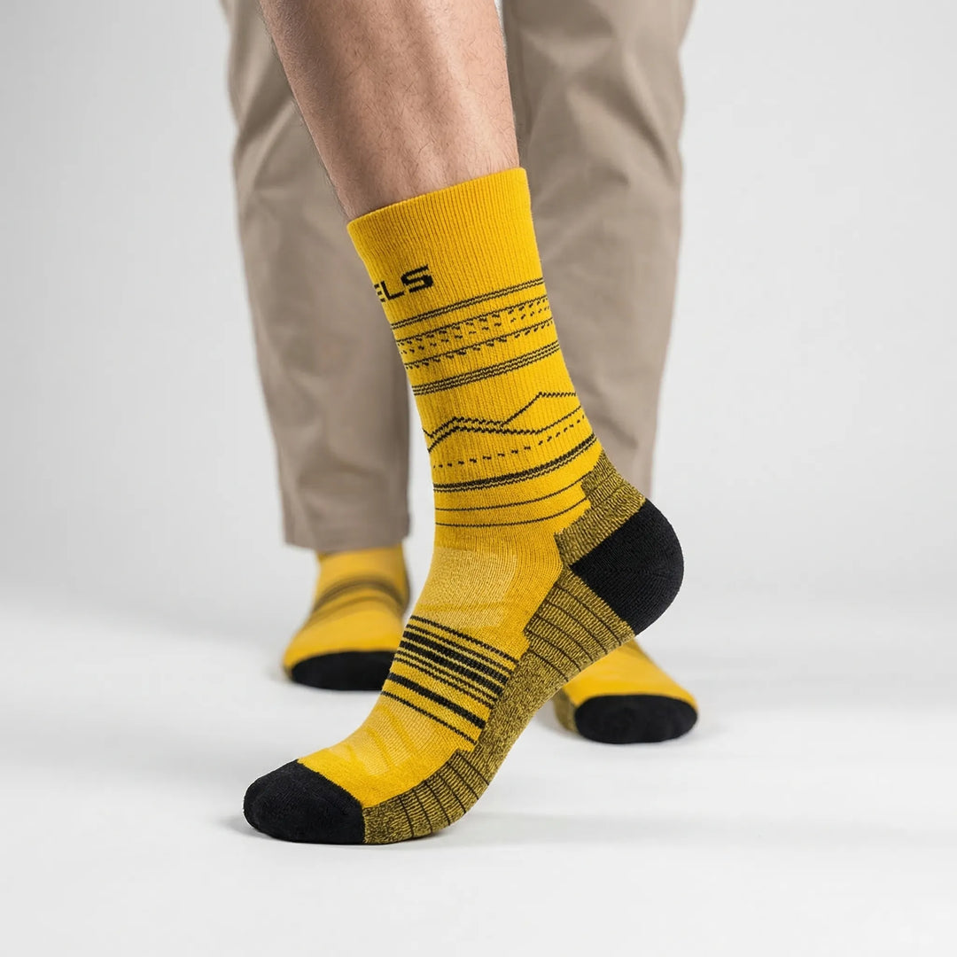 Durable unisex performance socks, mid-calf, cushioned. Merino wool blend, ideal for active hiking & running.