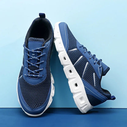 Close-up of advanced cushioning technology in unisex running shoes, ensuring all-day comfort & support.