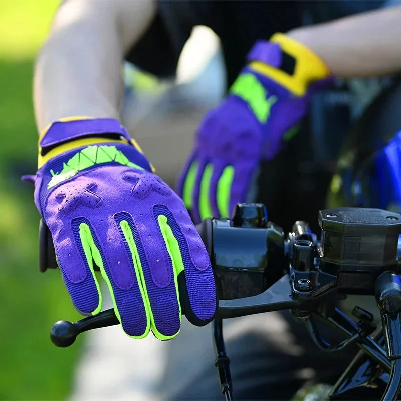 Sleek Cyberwave motorcycle riding gloves, unisex design with touchscreen compatibility & breathable fabric for all-day comfort.