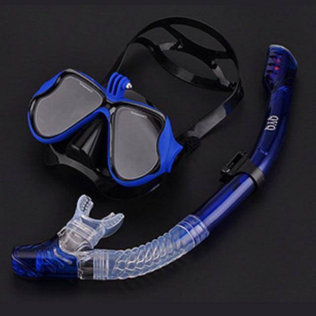 Adjustable snorkeling mask and dry snorkel with camera attachment, great for beach and travel