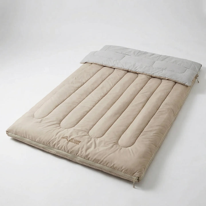 Warm double sleeping bag for couples. Detachable design, perfect for camping & hiking adventures outdoor.