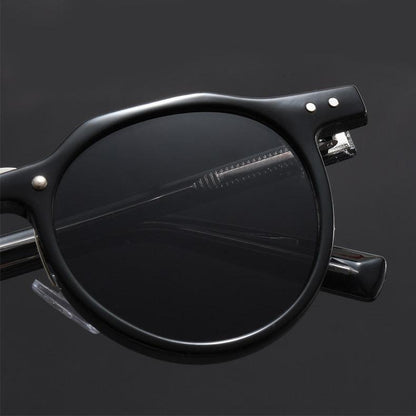 Essential Unisex Sunglasses with anti-reflective lenses for superior UV protection & crystal clear, glare-free vision.