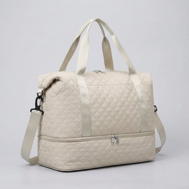 Unisex expandable waterproof duffel bag by TravelNest, a versatile solution for any traveler.