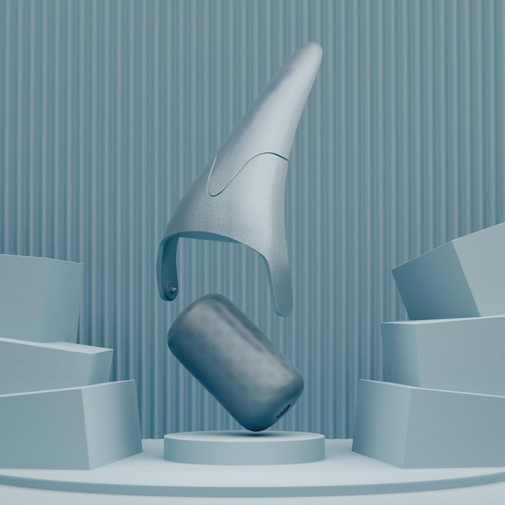 Unisex facial ice roller for soothing skin, reducing puffiness, & minimizing wrinkles.