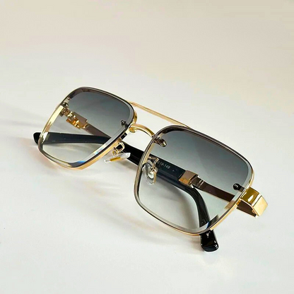 Stylish metal frame sunglasses, perfect fashion accessory for sun protection and a modern look.