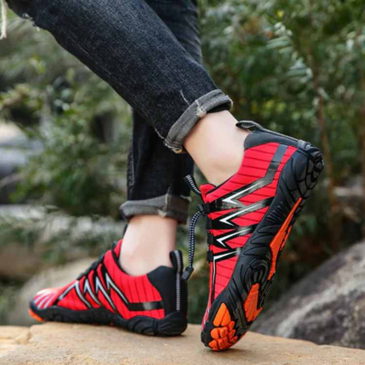 Unisex flexible barefoot shoes, black, with thin sole, side profile
