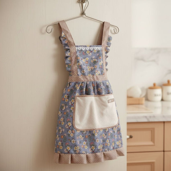 Stylish floral cooking apron, unisex design for home cooks and chefs. Adjustable fit.