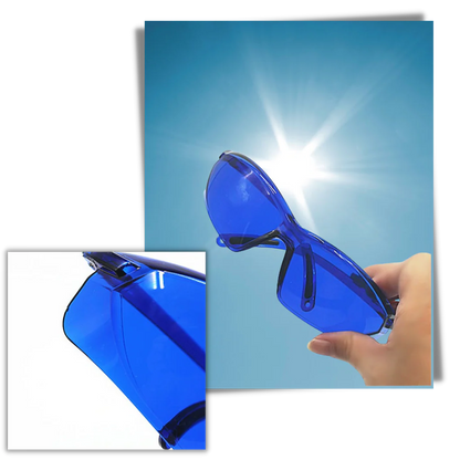 Golf equipment: Unisex ball finder glasses with UV protection, lightweight design for outdoor sport. Great for golfers.
