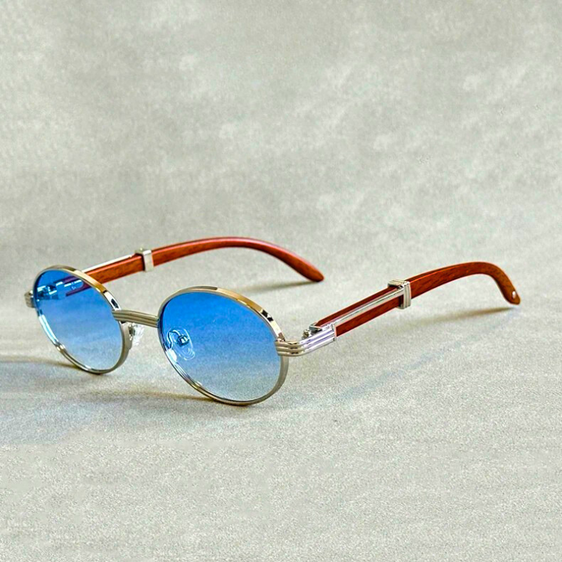 Modern Hayden unisex sunglasses: combination of robust steel frames, stylish wood temples, and essential UV400 lenses.