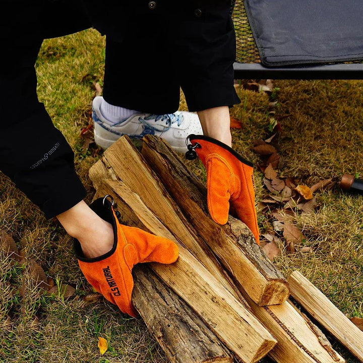 Unisex heavy-duty heat-resistant work gloves, essential for safe handling during BBQ, camping, and fire pit activities.