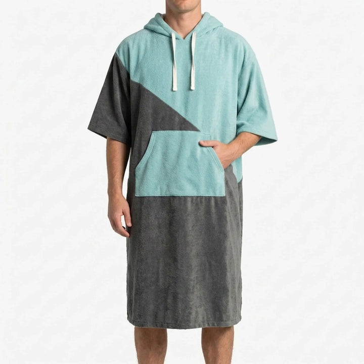 Soft, quick-dry changing poncho, perfect as a beach cover-up or poolside privacy. A vacation essential.