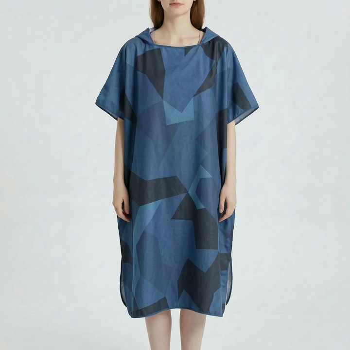 Versatile hooded changing robe poncho for unisex beach & swim use. Quick-dry, travel-friendly design.