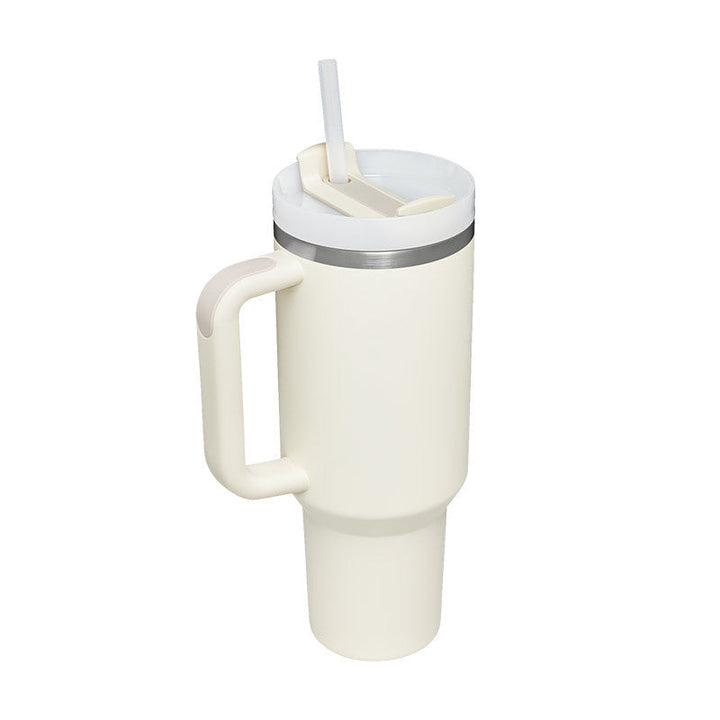 Hydrate on the go with this insulated travel mug, complete with a comfortable handle and straw.