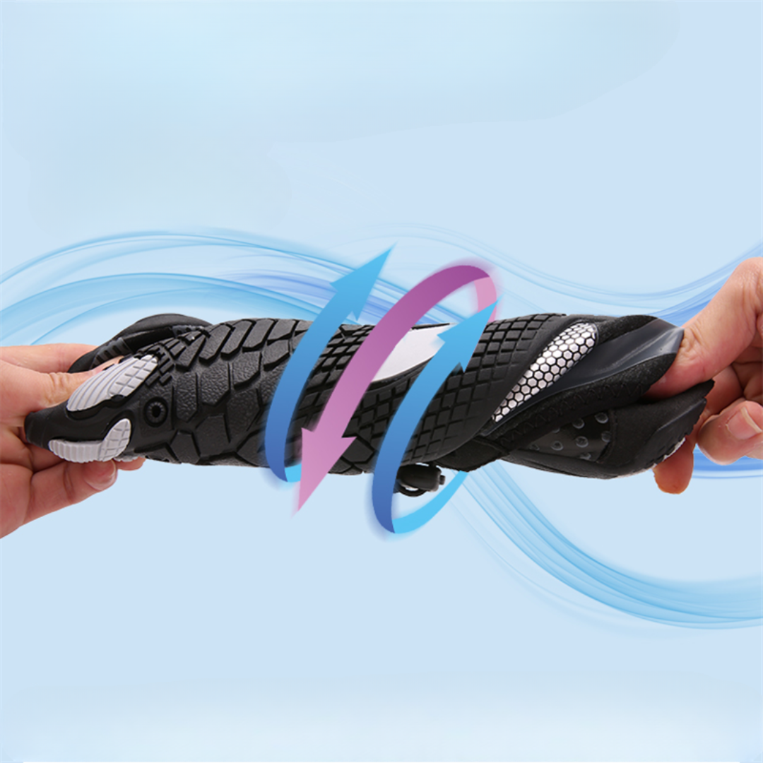 Flexible sole barefoot shoes, lightweight & wide toe box. Ideal for natural movement workouts.