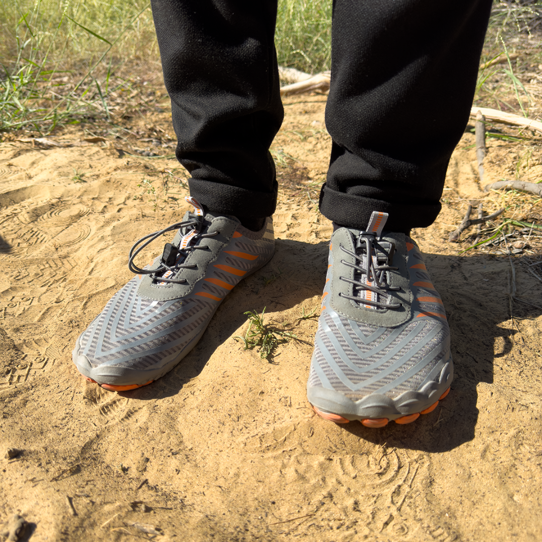 Minimalist unisex barefoot walking shoes, lightweight with wide toe box & flexible sole.