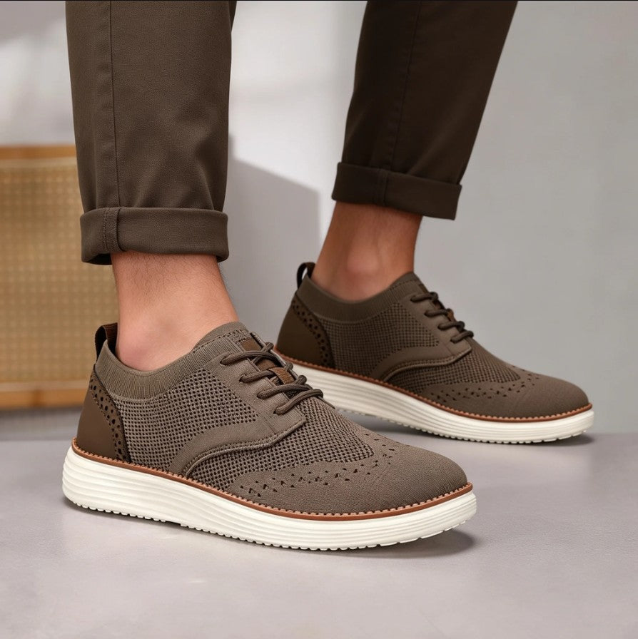 Unisex lightweight breathable sneakers for casual everyday wear, perfect for walking and travel.