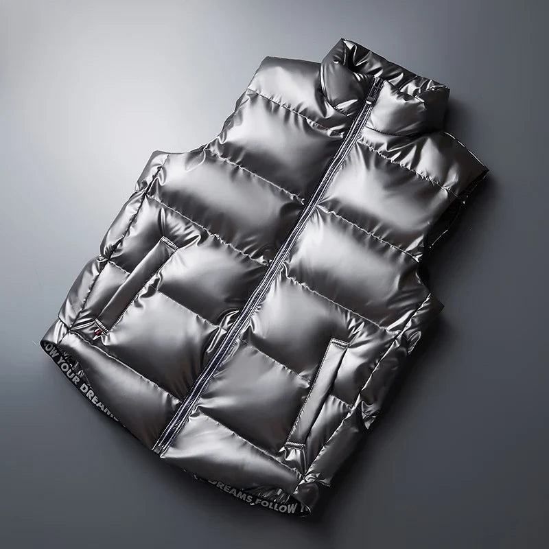 Everyday comfort: Unisex lightweight down vest. Puffer style, ideal for winter outerwear layering.