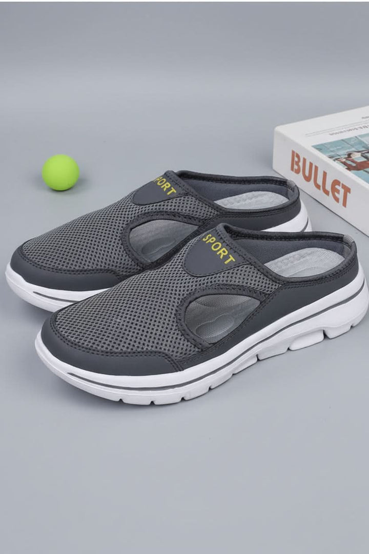 Experience ultimate comfort with these supportive, lightweight orthopedic indoor slippers.