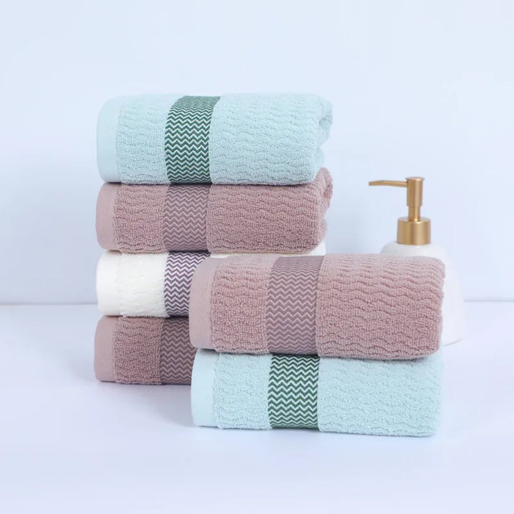 Premium luxury cotton washcloth, spa-quality & quick-dry, for a gentle and refreshing face cleanse.