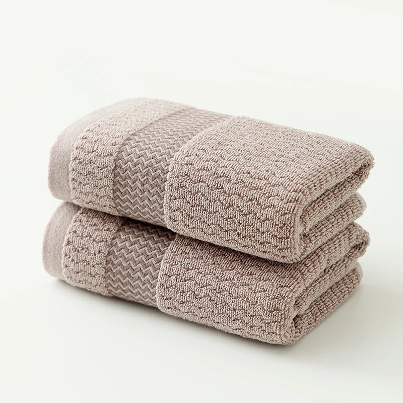 Ultra-soft luxury cotton washcloth, quick-drying and gentle, perfect for everyday facial care.