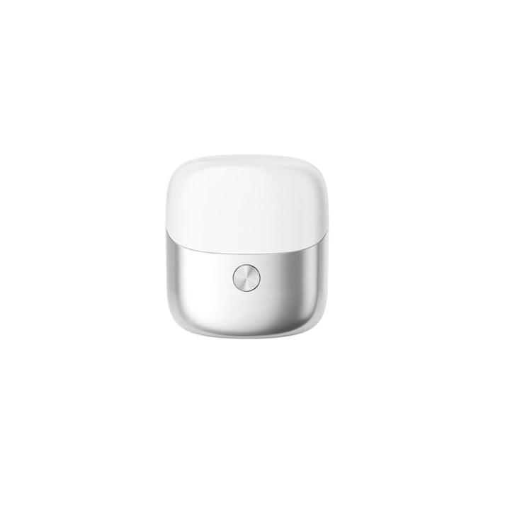 Mini electric razor, USB-C rechargeable, a compact camping accessory for easy touch-ups