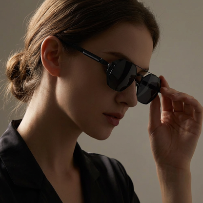 Unisex summer style sunglasses: modern gradient lenses, elegant gold frames, UV400.