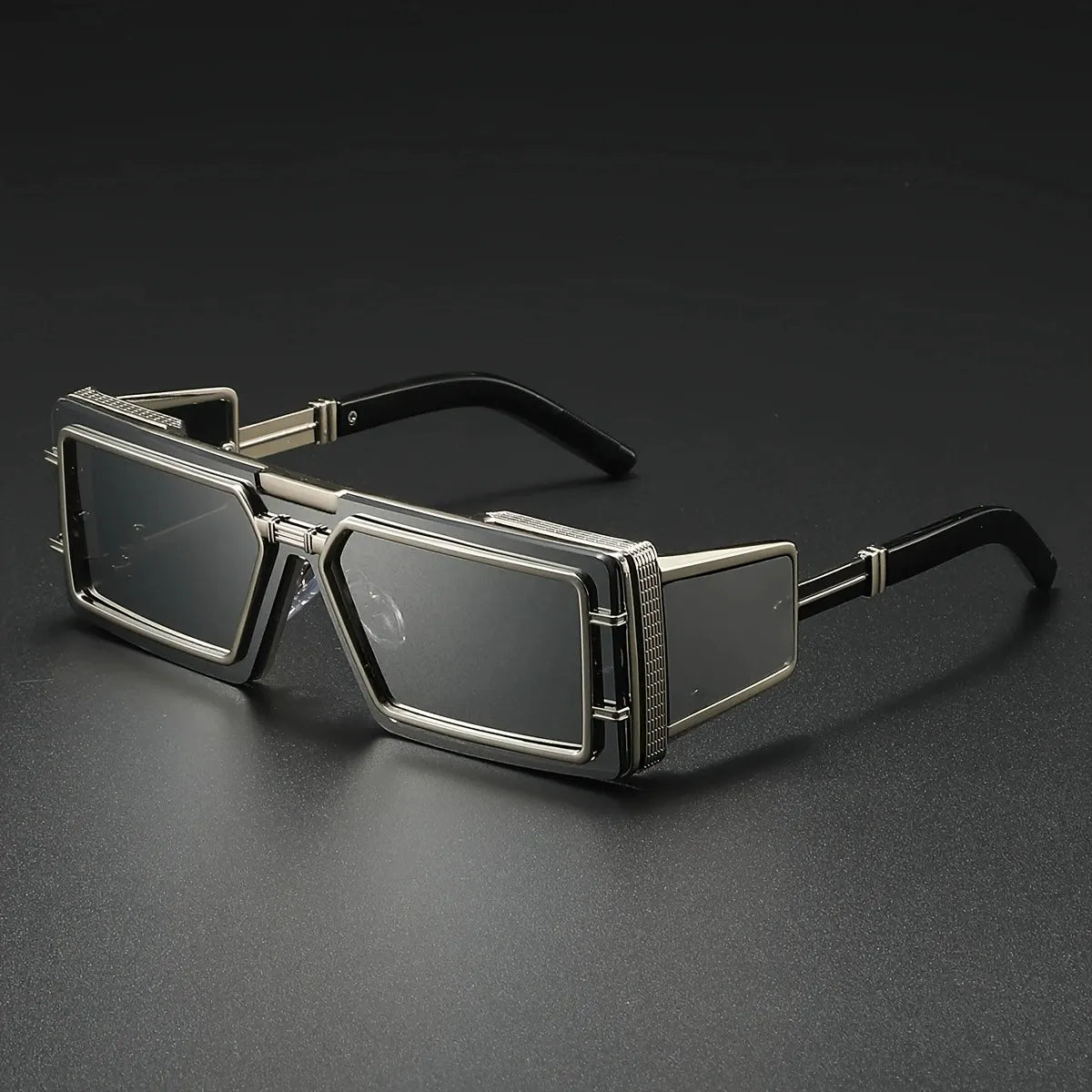 Versatile unisex metal sunglasses for travel, modern design & protective UV400 for any adventure.