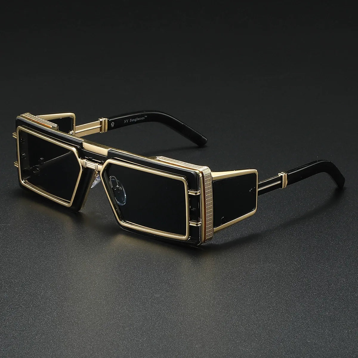 Modern style unisex sunglasses featuring durable metal frame, premium fashion eyewear with UV400.