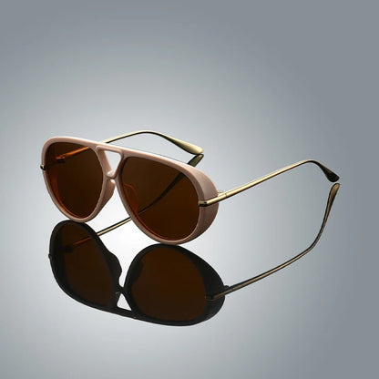 Classic retro unisex sunglasses, combining modern style with a sturdy metal frame for effective UV protection.