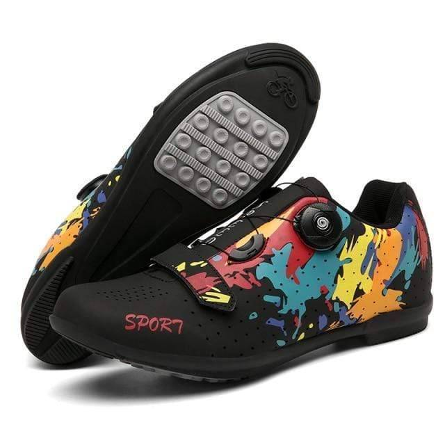 Unisex Mountain Cycling Shoes with Flat Pedal Grip, black, side view, designed for MTB and road cycling