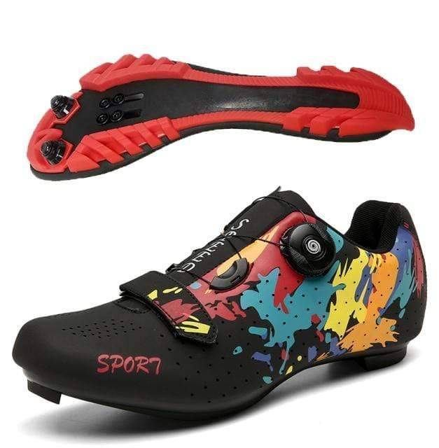 Ergonomic unisex mountain cycling shoes for flat pedals, providing comfort and grip for road & trail
