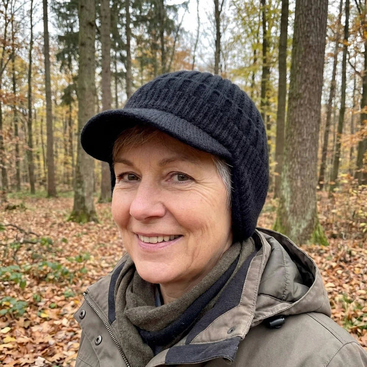 Warm & cozy unisex Nordic beanie. Snug fit with soft lining, perfect winter hat for cold weather adventures.