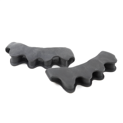 Soft silicone hammer toe corrector splint for comfortable foot support & alignment, easing pain.