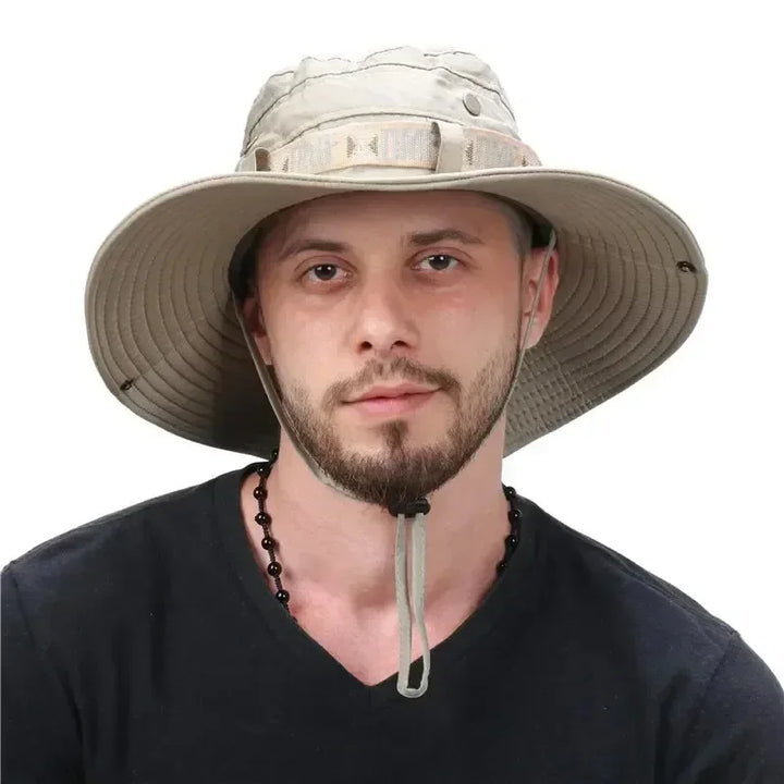 Foldable sunhat, ideal for camping and travel, in beige color