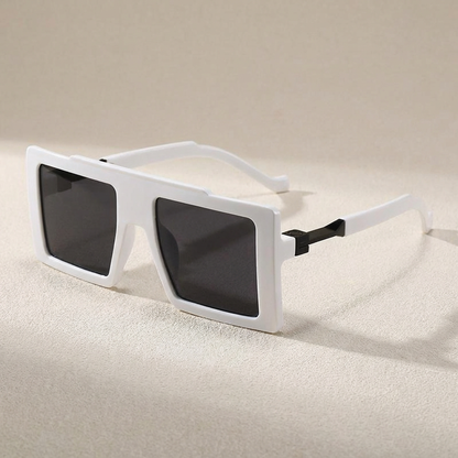 Stylish oversized square UV400 sunglasses, perfect unisex accessory for sun protection.