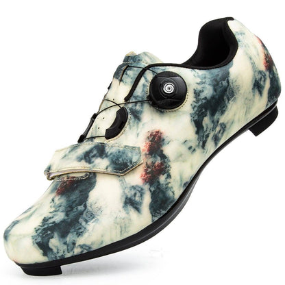 Close-up of Unisex Performance Cycling MTB Road Bike Shoe, showing sole and cleat attachment