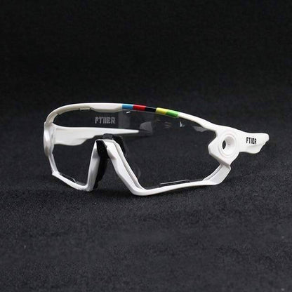 Durable photochromic UV400 sunglasses, unisex and ideal for cycling and outdoor activities