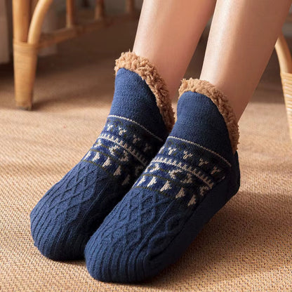Warm winter house socks, unisex design, featuring comfortable plush fabric and non-slip sole.