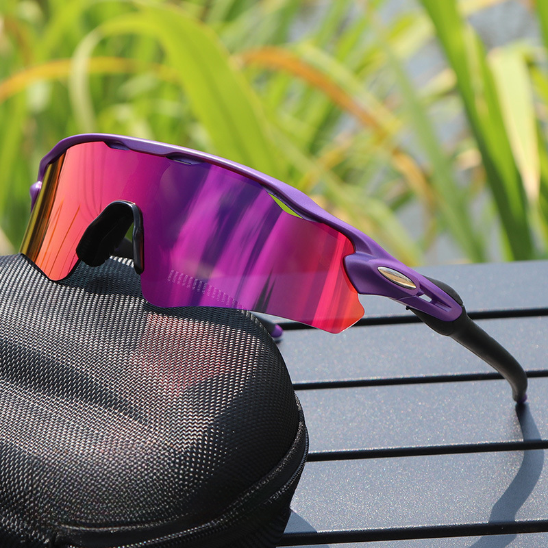 Polarized sports eyewear for men & women, ensuring UV protection & glare reduction during any outdoor activity.