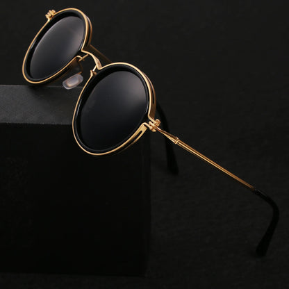 Sleek gun metal unisex polarized sunglasses providing ultimate anti-glare eye protection for driving & outdoor wear.