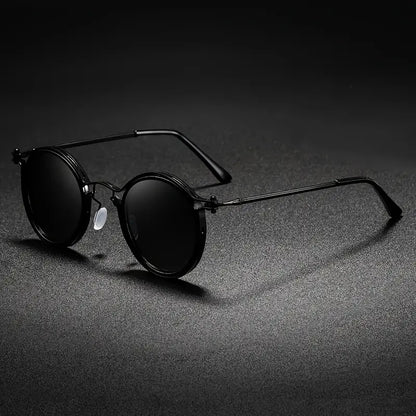 Sleek metal frame unisex polarized sunglasses, anti-glare lenses, offers full UV protection.