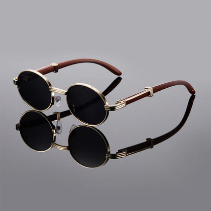 Unisex polarized sunglasses offering premium UV400 protection. Essential eyewear accessory for all, combining style & safety.