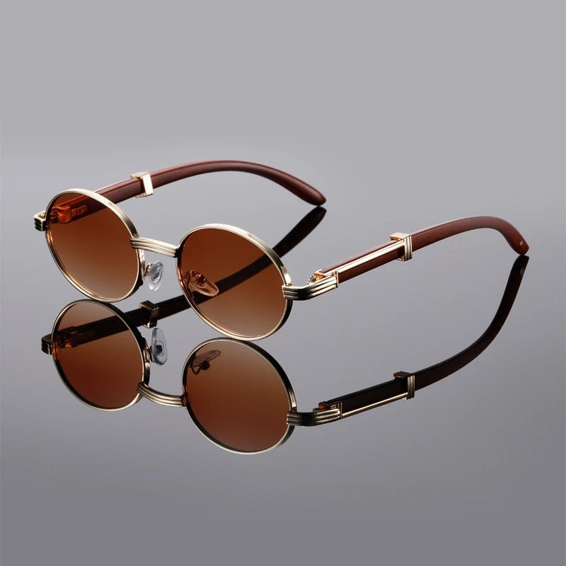 Fashionable unisex polarized sunglasses, perfect for outdoor activities. Offers premium UV400 eye protection & style.