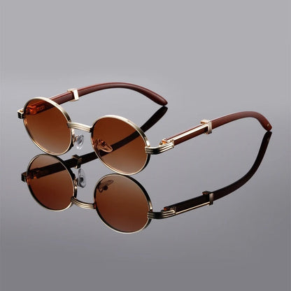 Fashionable unisex polarized sunglasses, perfect for outdoor activities. Offers premium UV400 eye protection & style.
