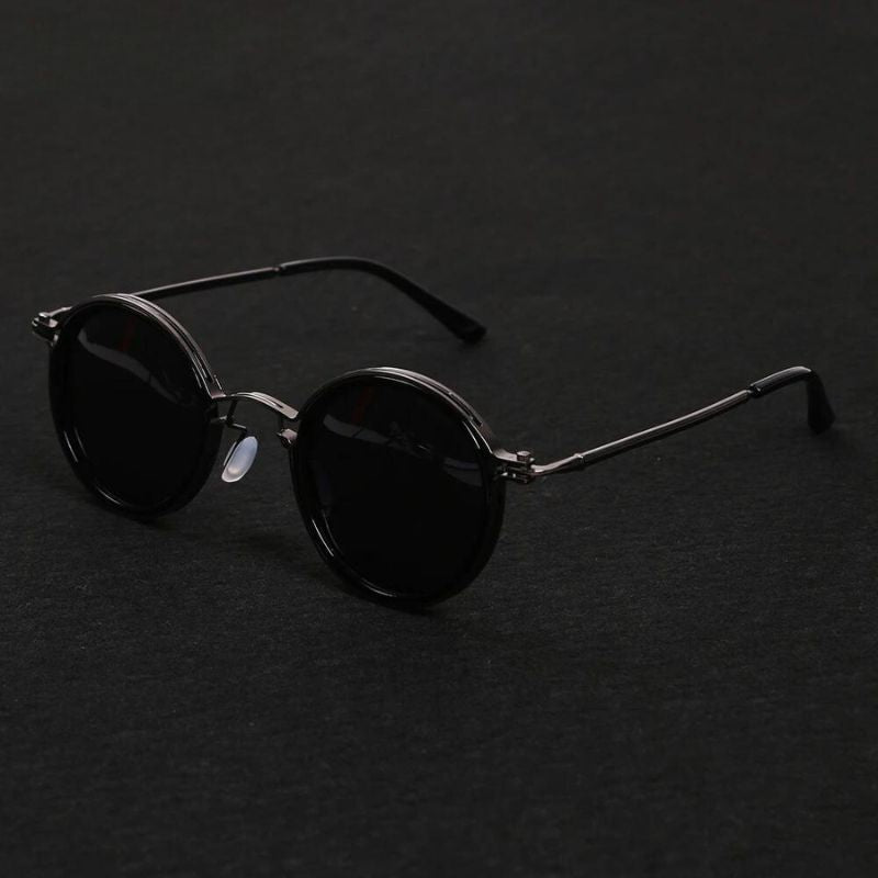 Trendy unisex sunglasses, a fashionable polarized eyewear accessory for everyday style and UV protection.