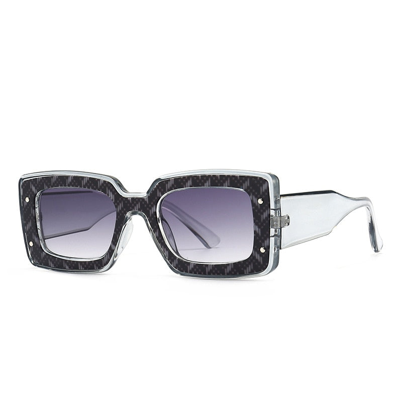 Stylish unisex polarized sunglasses with UV400 protection. Perfect eyewear for glare reduction and eye safety.