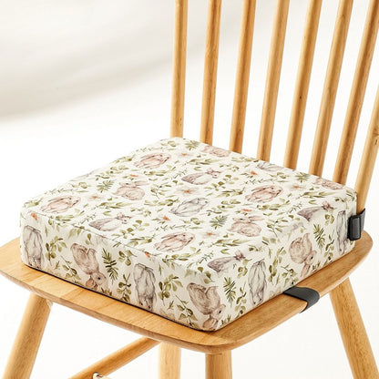 Adjustable portable high chair travel booster seat for toddlers, ensuring child safety & comfortable dining.